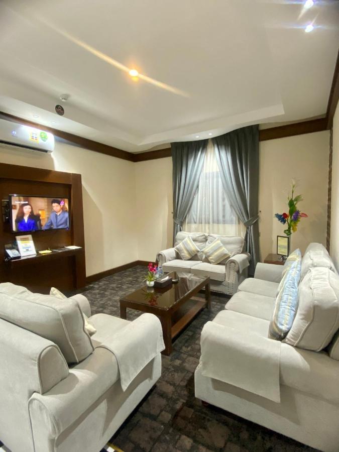 Hotel Aral 3*