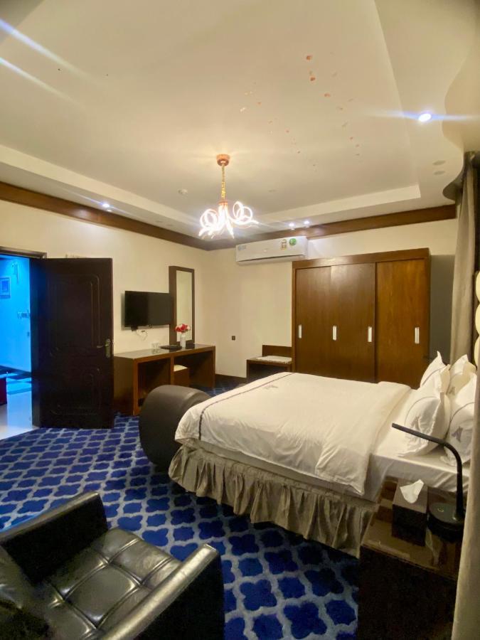 Hotel Aral 3*
